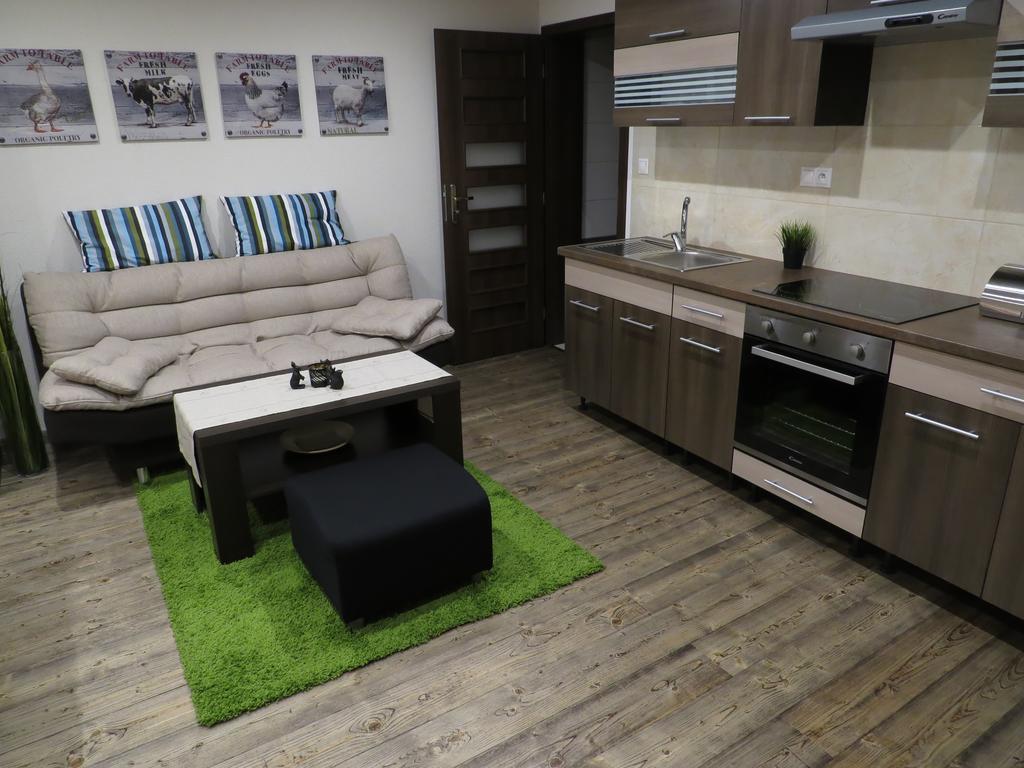 Apartman Route 18 Liptovsky Mikulas Ngoại thất bức ảnh